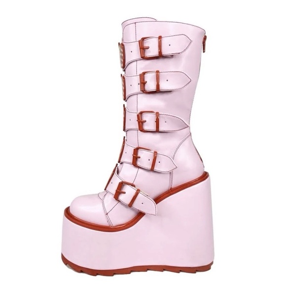 **** SOLD **** - Picture 4 of 4